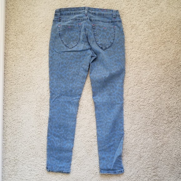 Forever 21 Cheetah Print Skinny Jeans - Picture 3 of 6